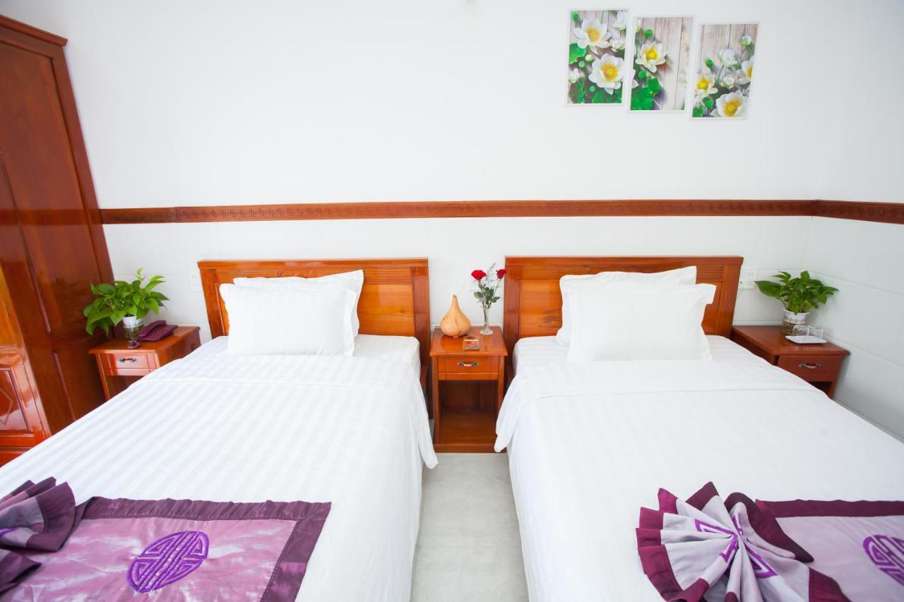 Thy Hung Legacy Hotel Туй Хоа Екстериор снимка
