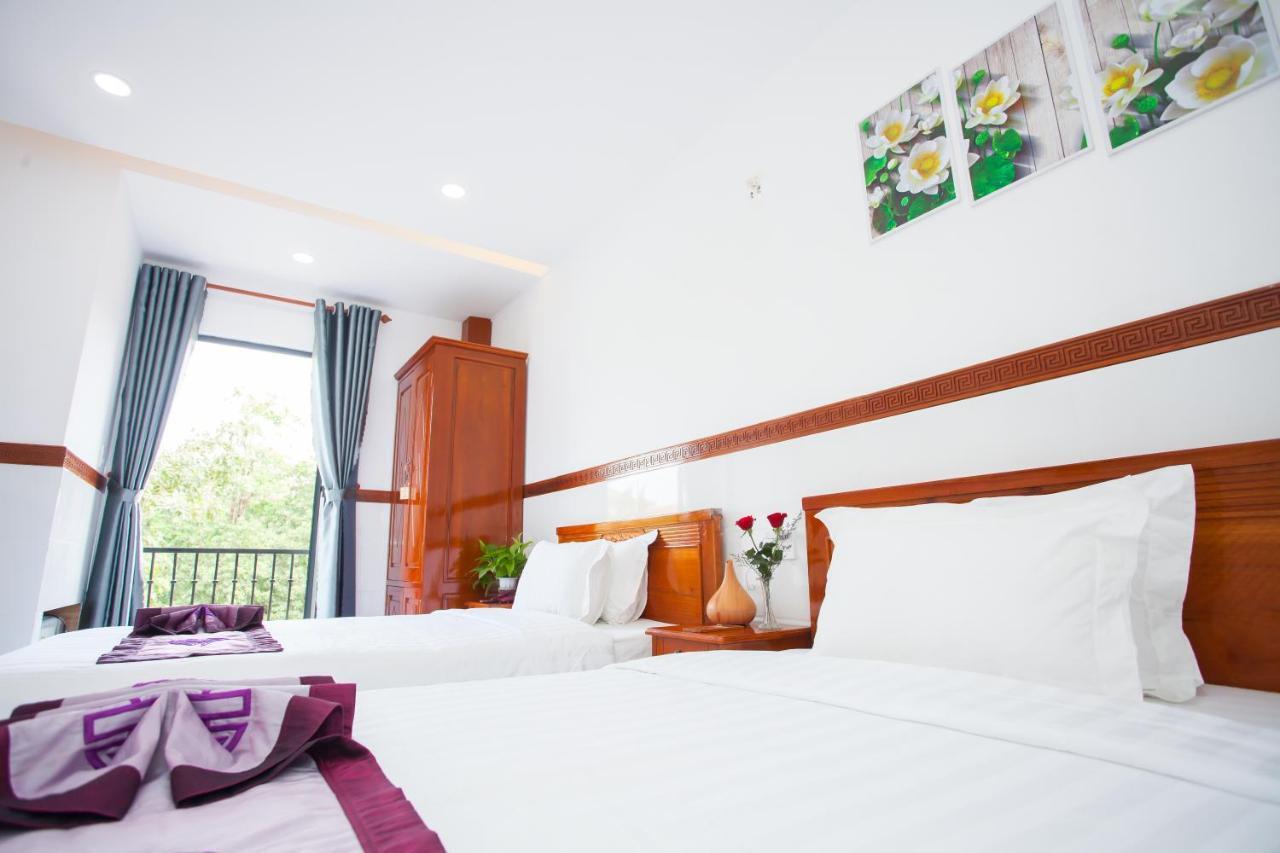 Thy Hung Legacy Hotel Туй Хоа Екстериор снимка